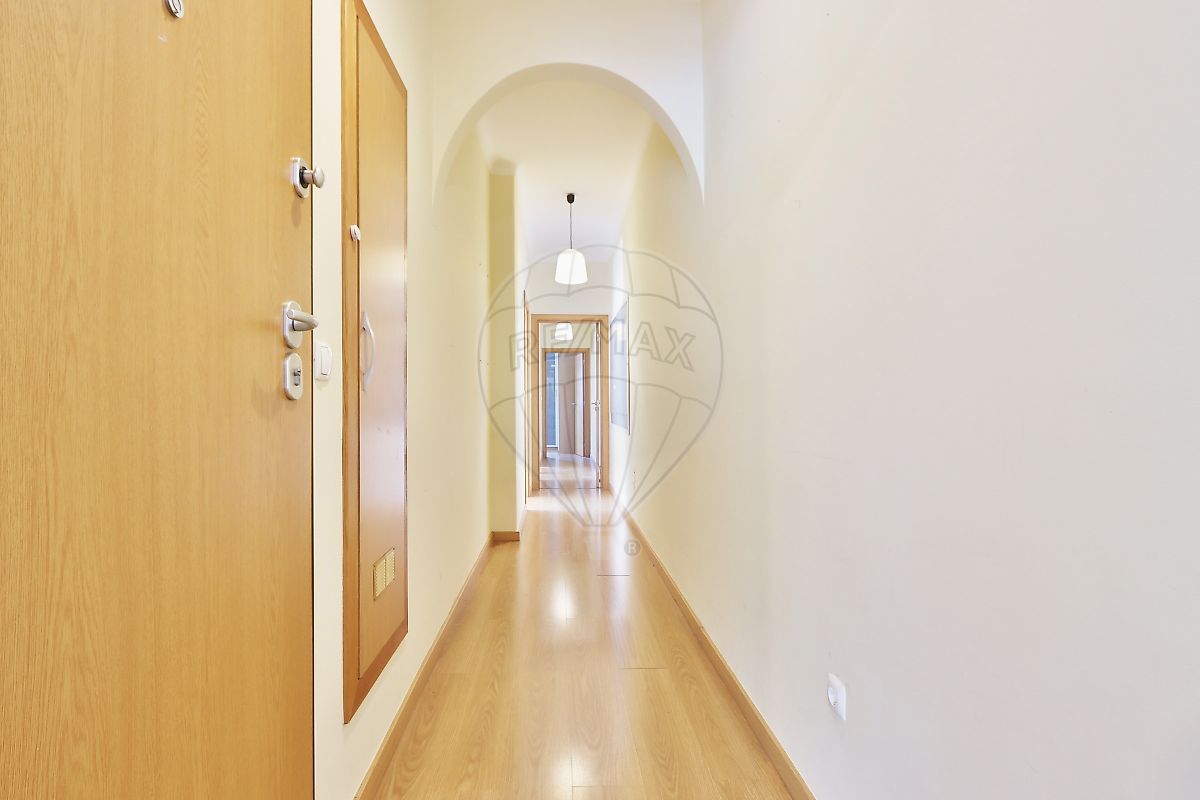 Apartamento T2 à venda em Benfica, Lisboa — foto 3