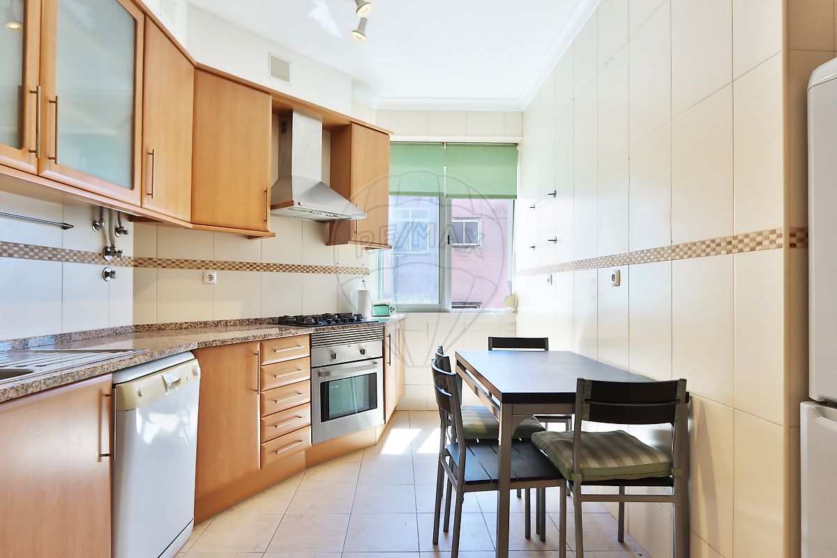 Apartamento T2 à venda em Benfica, Lisboa — foto 5