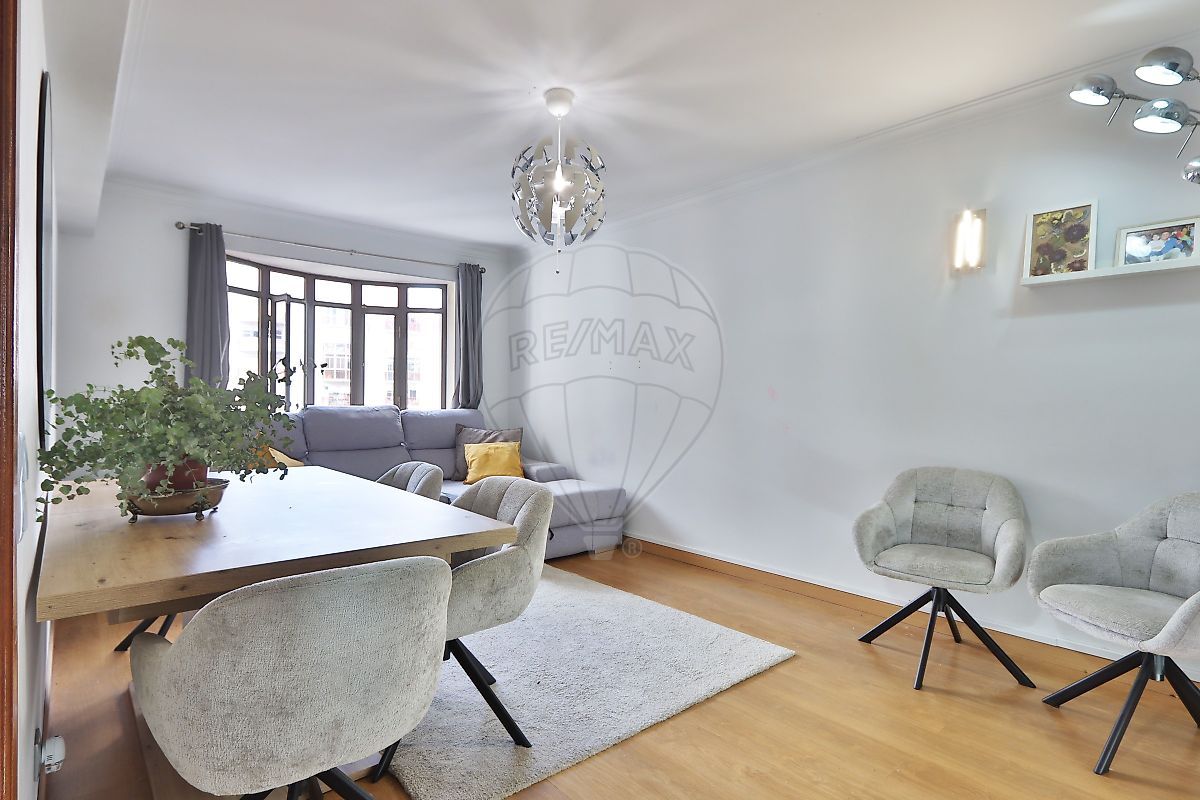 Apartamento T2 à venda em Sintra