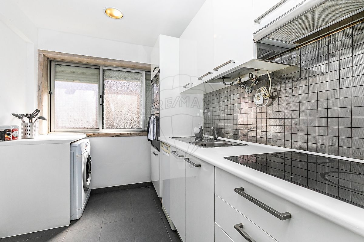 Apartamento T1 para arrendar em Amadora