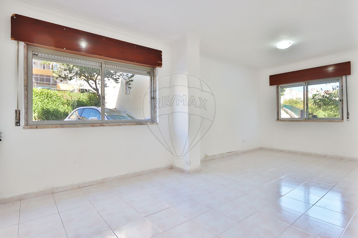 Apartamento T2 à venda em Sintra
