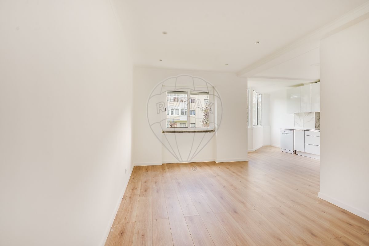 Apartamento T3 à venda em Venteira, Amadora — foto 4