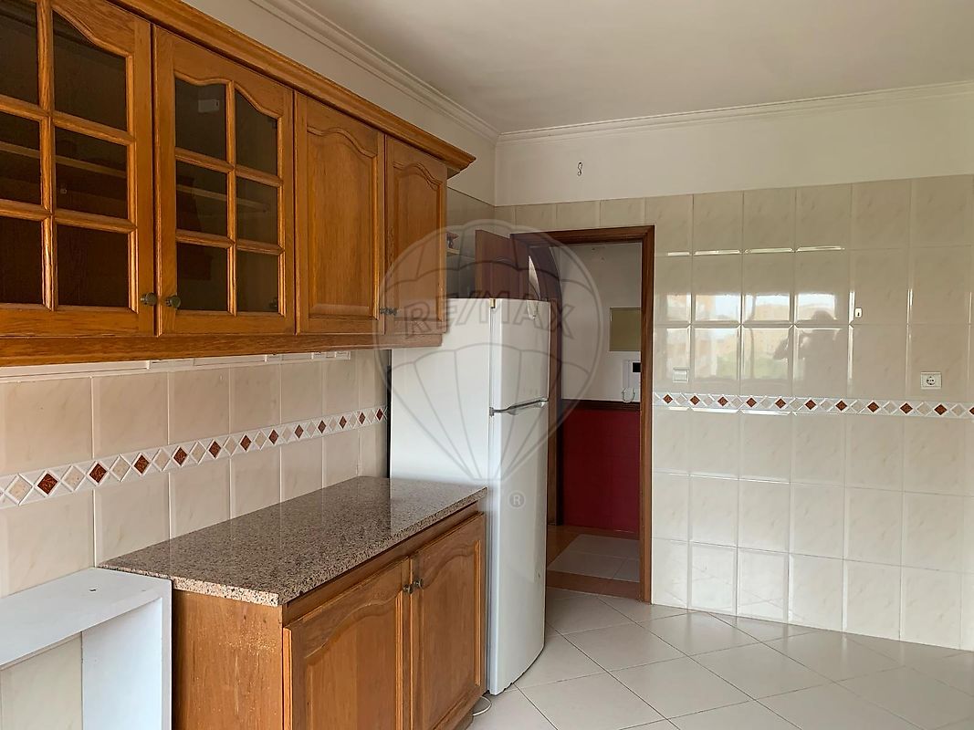 listing 121331002-3994 picture-0