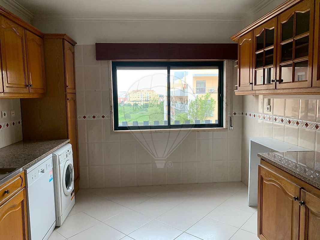 listing 121331002-3994 picture-0