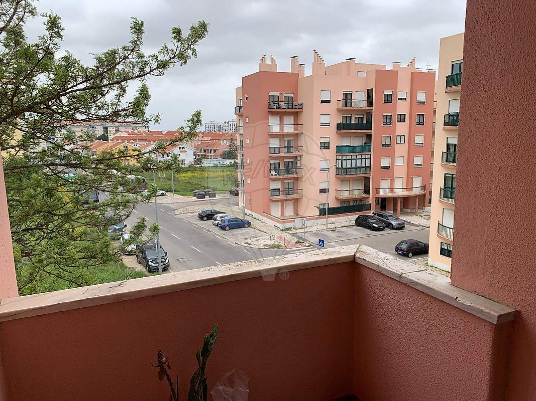 listing 121331002-3994 picture-0