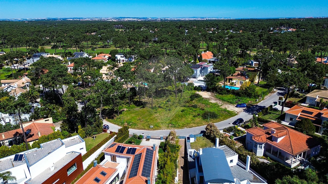 Terreno à venda em Almada