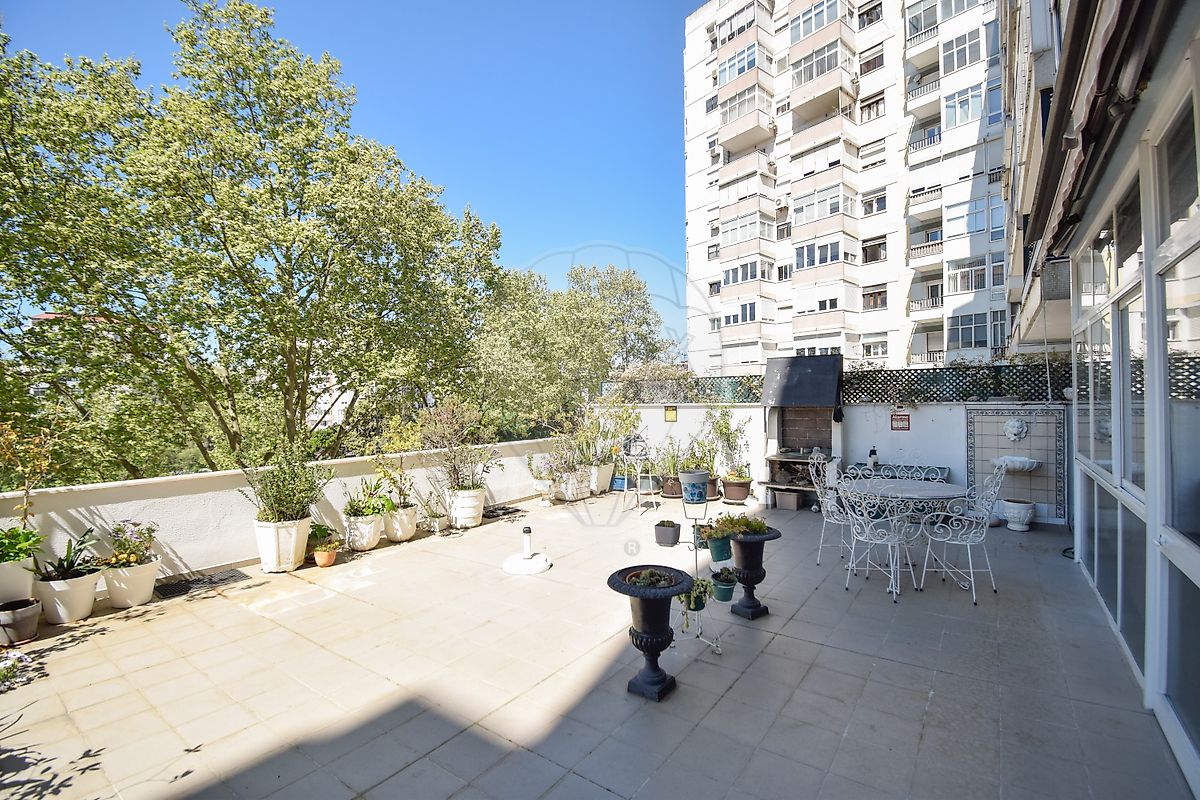 Apartamento T3 à venda em Lisboa