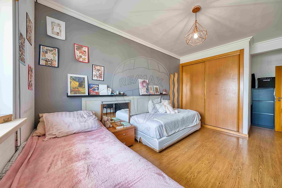 listing 121401395-14 picture-0