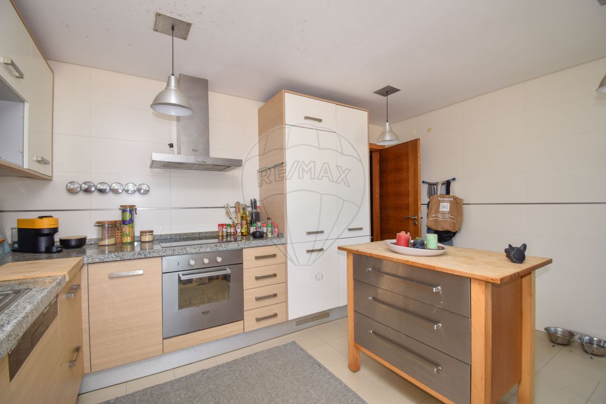 listing 121401389-13 picture-0