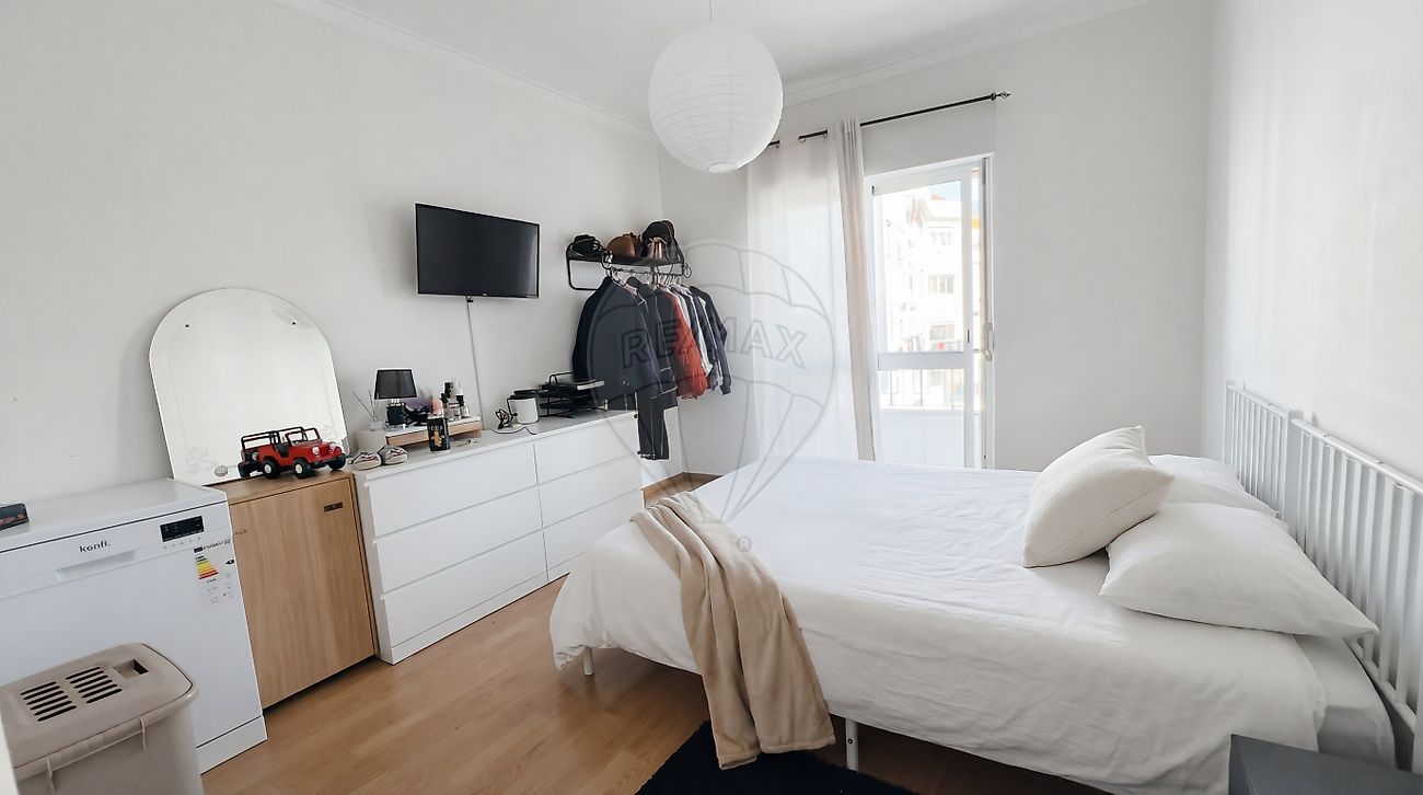 Apartamento T2 à venda em Sintra