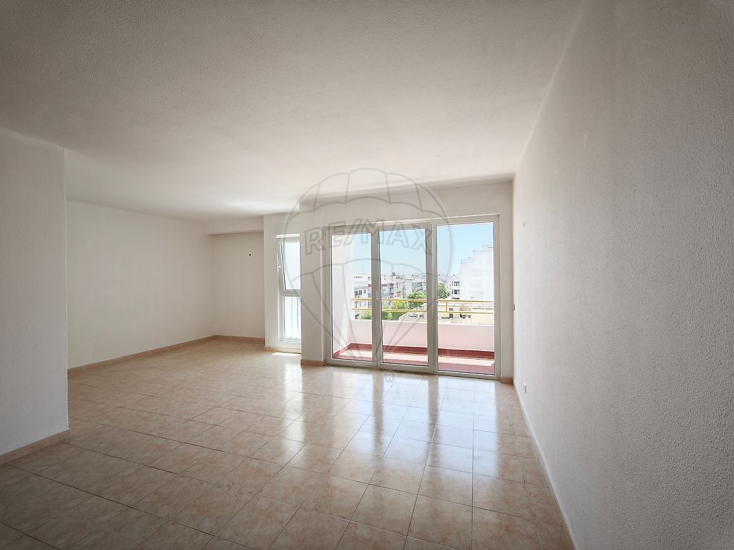 Apartamento T3 à venda em Loulé