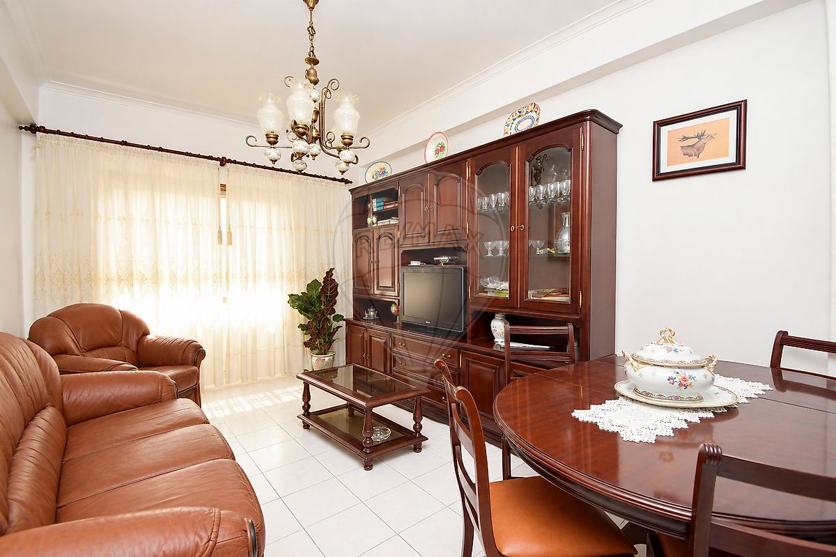 Apartamento T2 à venda em Sintra