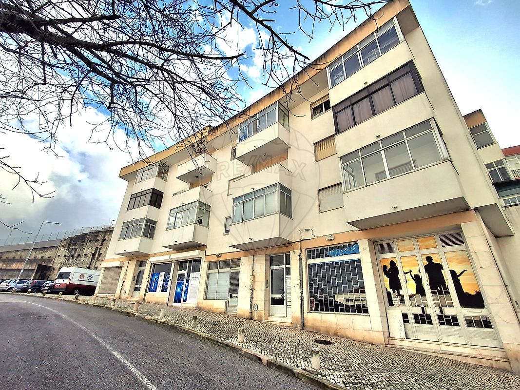 Apartamento T2 à venda em Sintra