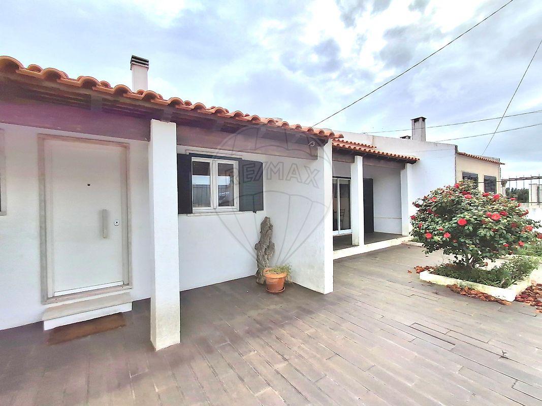 Moradia T2 à venda em Sintra