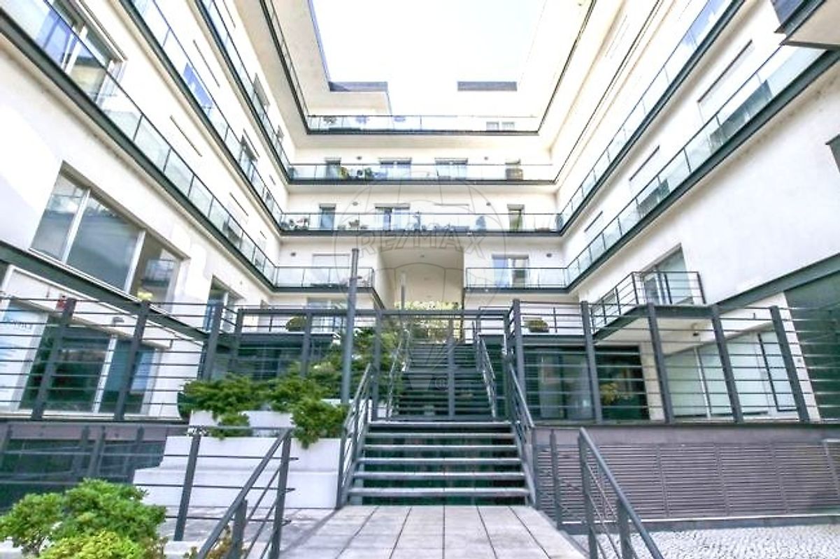 Apartamento T2 à venda em Oeiras
