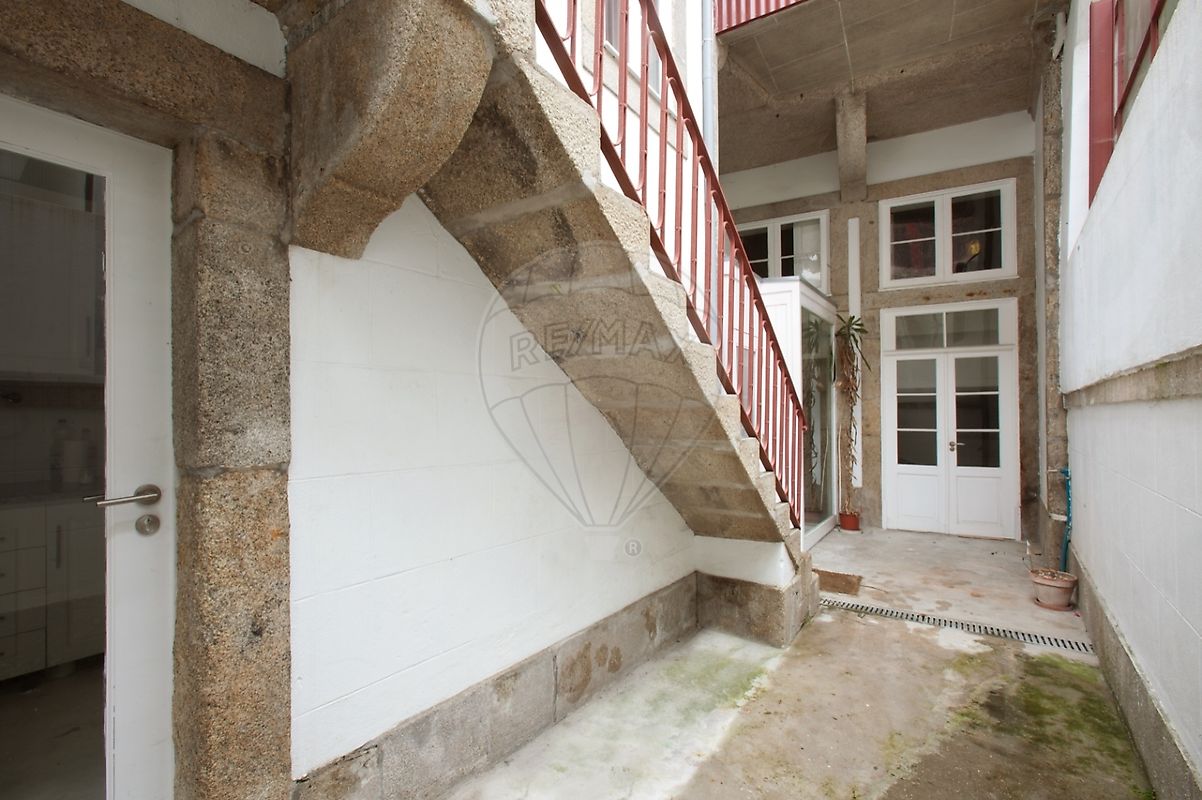 listing 121491735-53 picture-0