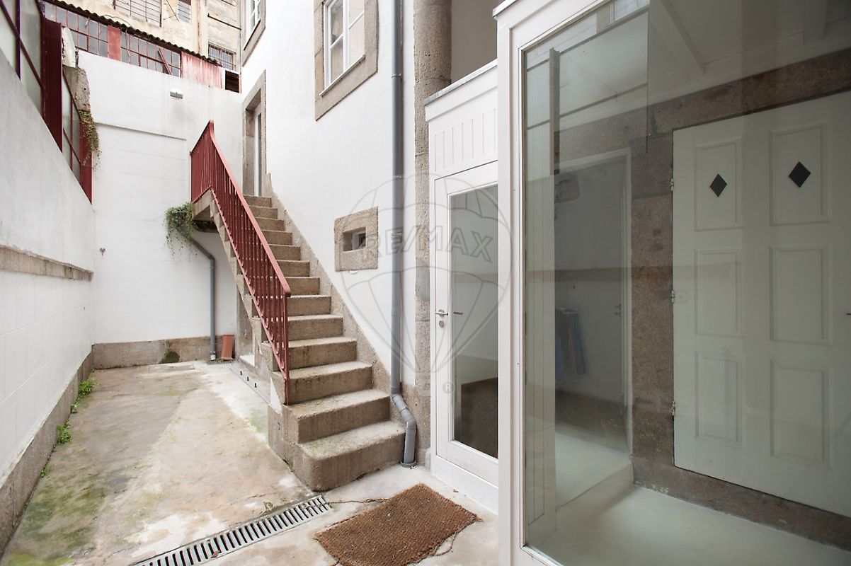 listing 121491735-53 picture-0