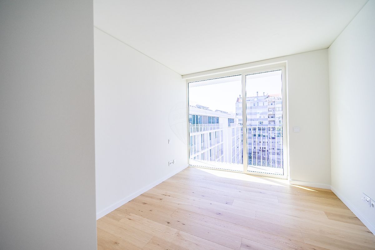 listing 121491394-207 picture-0