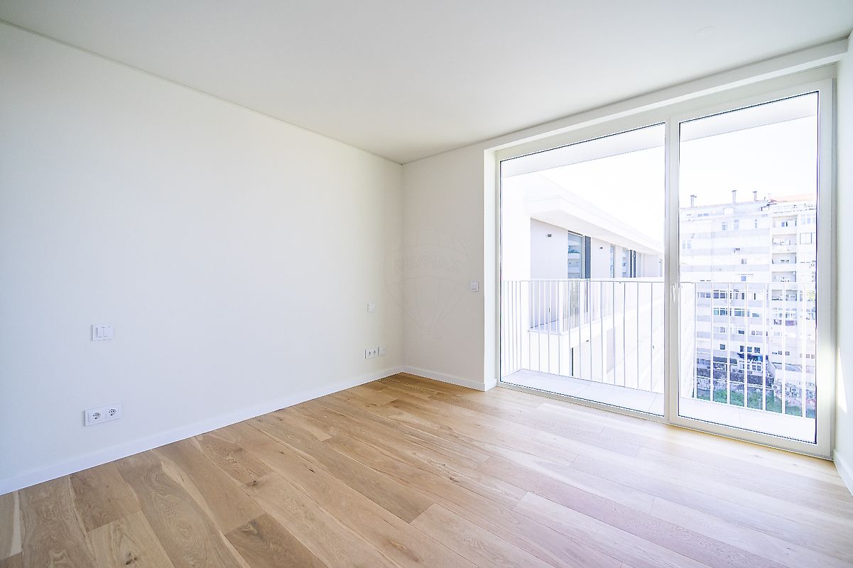 listing 121491394-207 picture-0