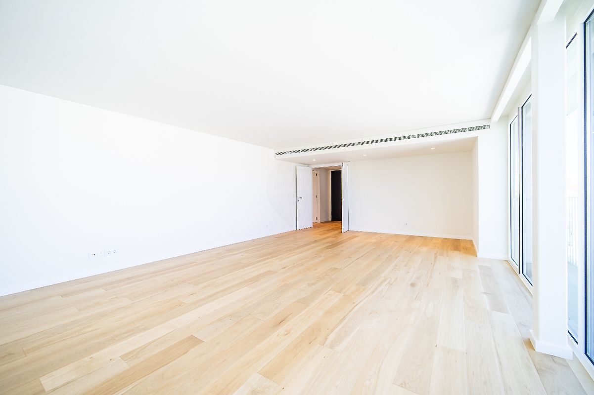 listing 121491394-207 picture-0