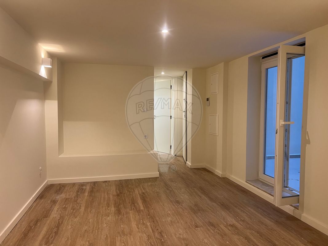 listing 121491508-123 picture-0