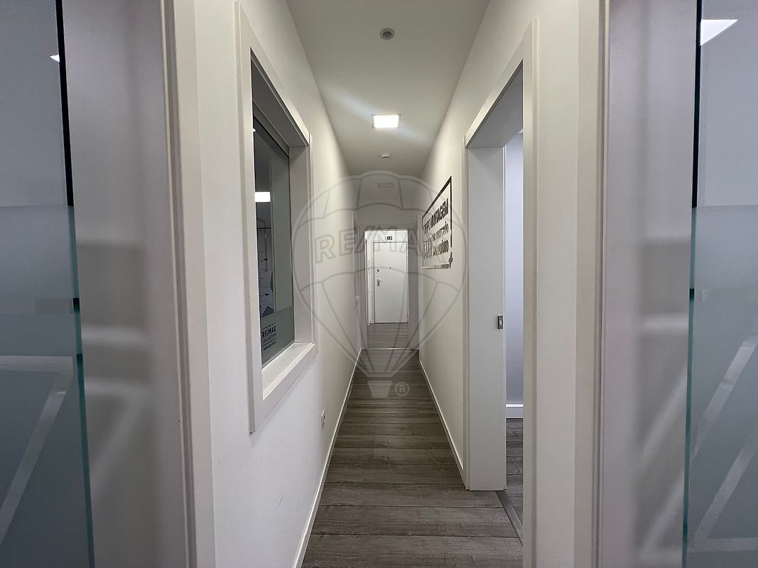 listing 121491815-56 picture-0