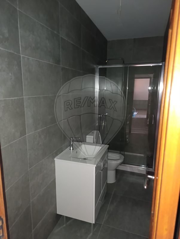listing 121491815-57 picture-0