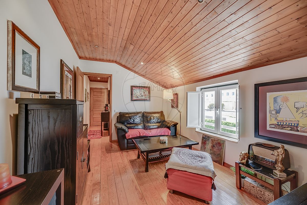 listing 121491669-86 picture-0