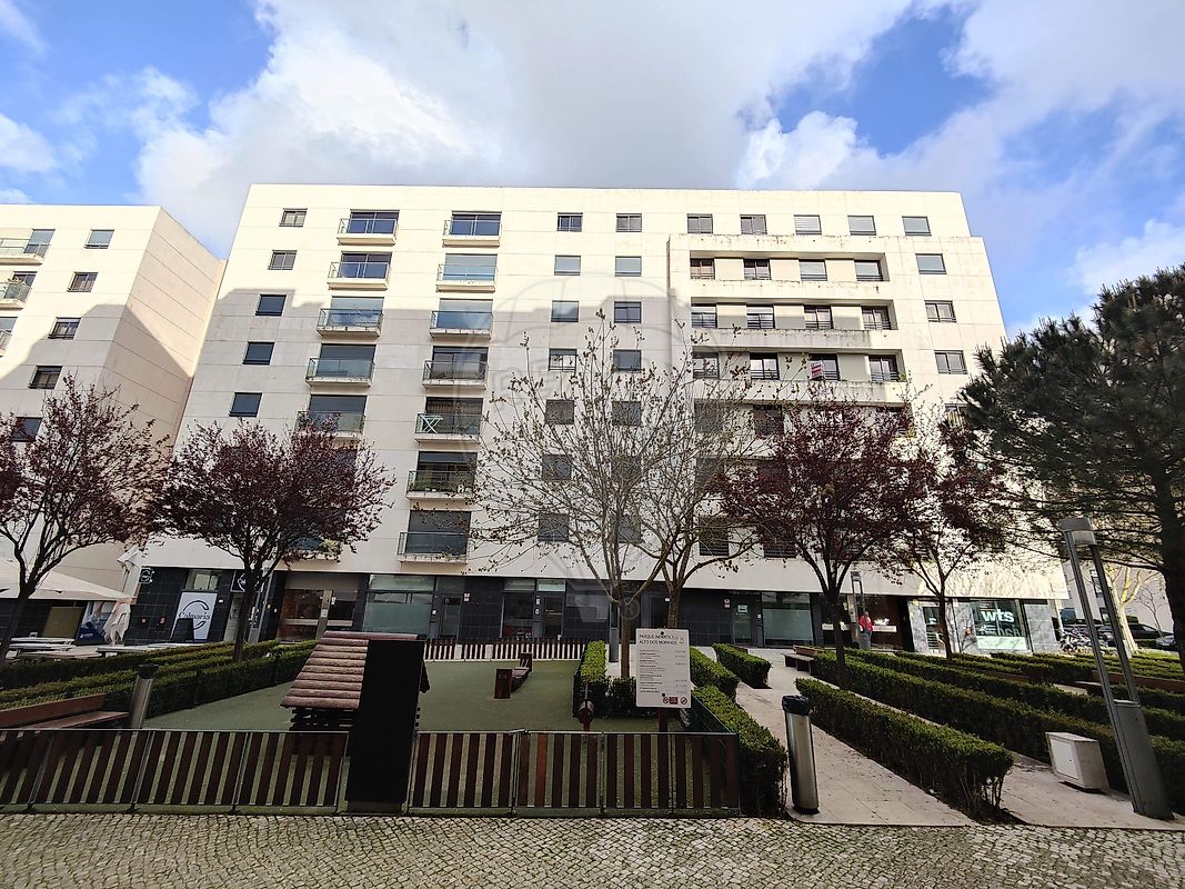 listing 121491815-60 picture-0