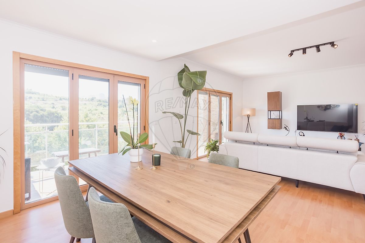 listing 121491740-38 picture-0