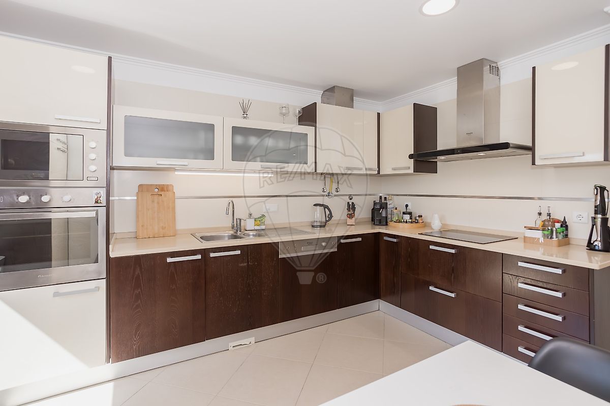 listing 121491740-38 picture-0