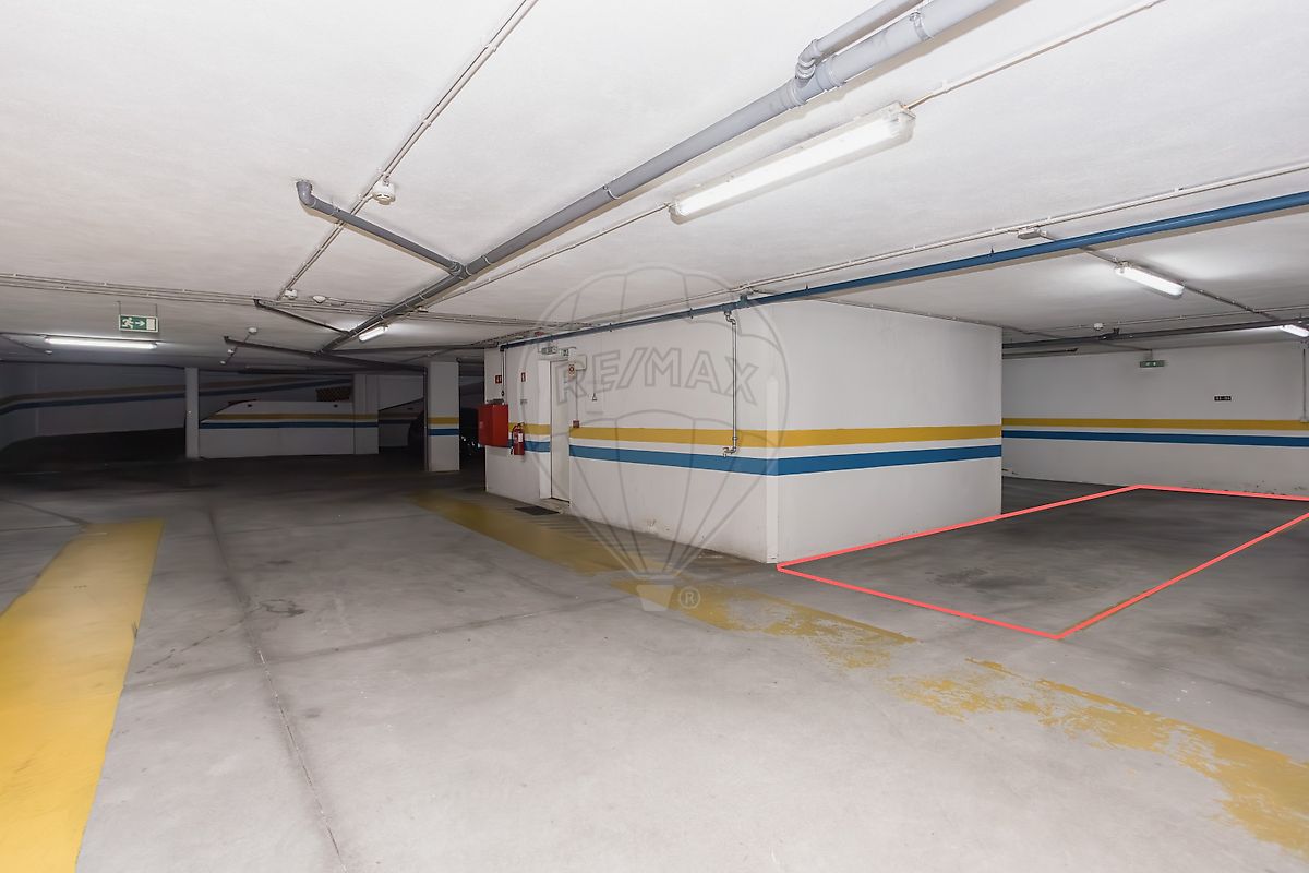 listing 121491740-38 picture-0