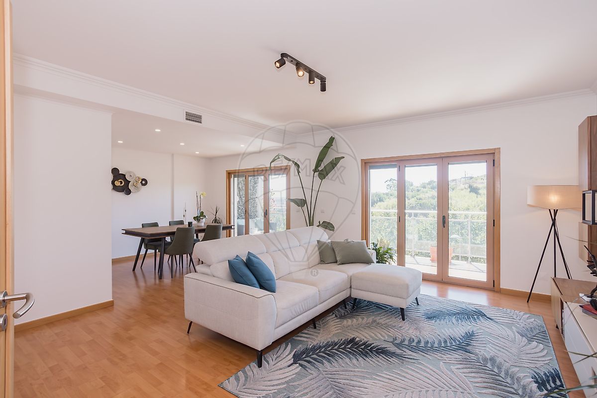 listing 121491740-38 picture-0