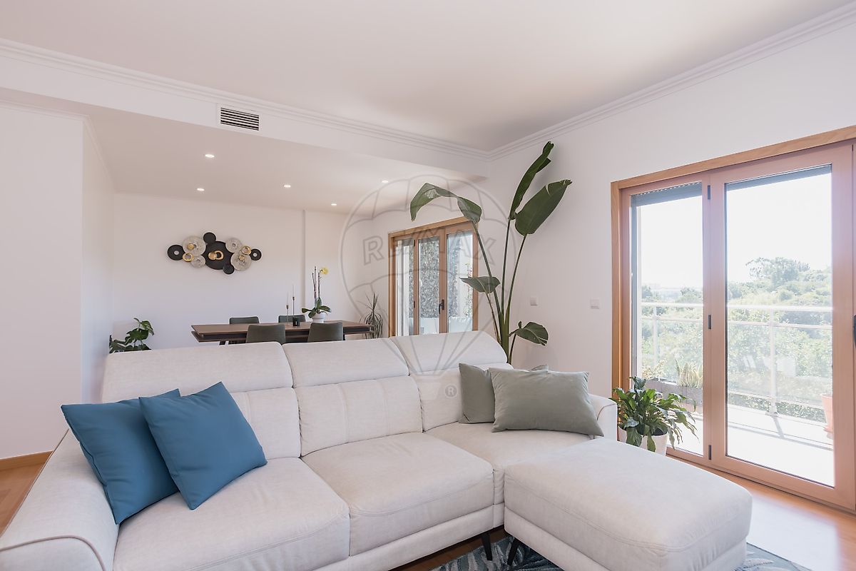 listing 121491740-38 picture-0