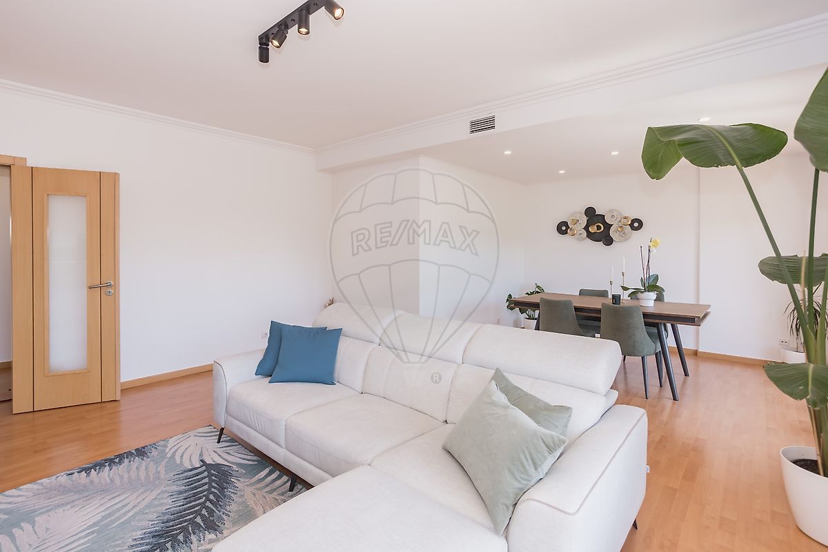 listing 121491740-38 picture-0