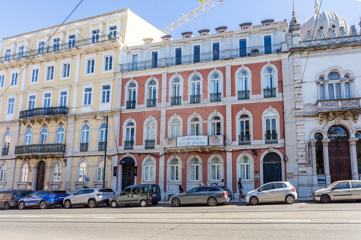 Apartamento T6 para venda