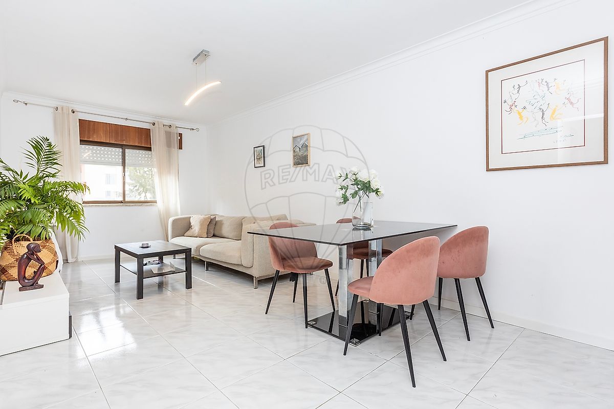 Apartamento T1 à venda em Sintra
