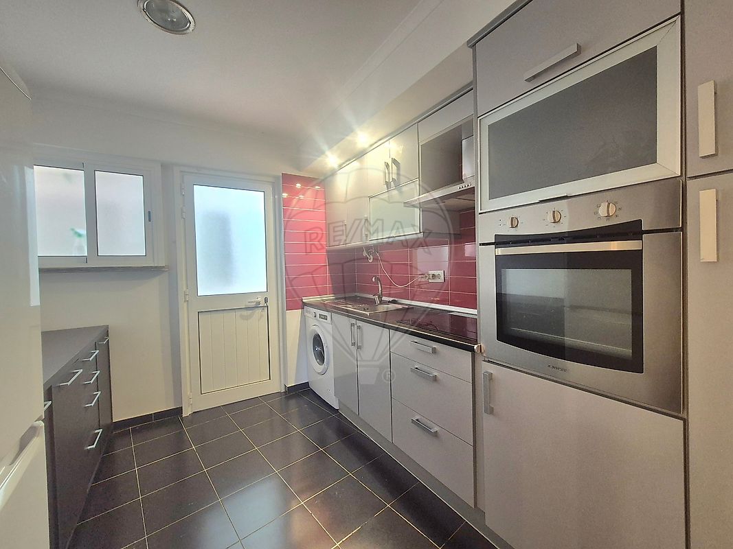 Apartamento T1 à venda em Amadora