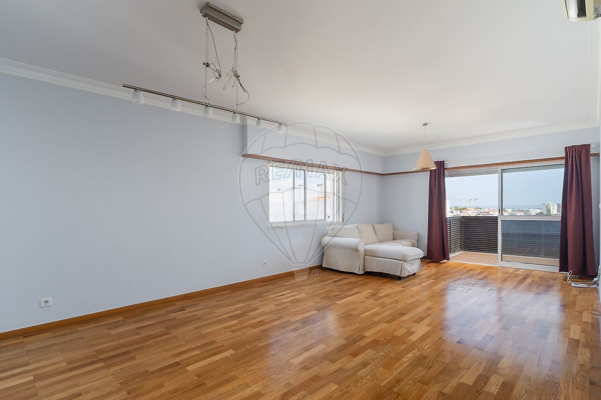 Apartamento T3 à venda em Cascais