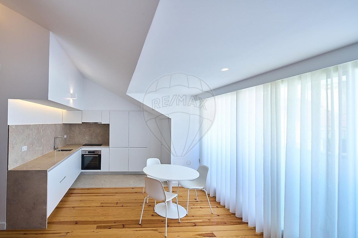 Apartamento T2 para arrendar em Lisboa