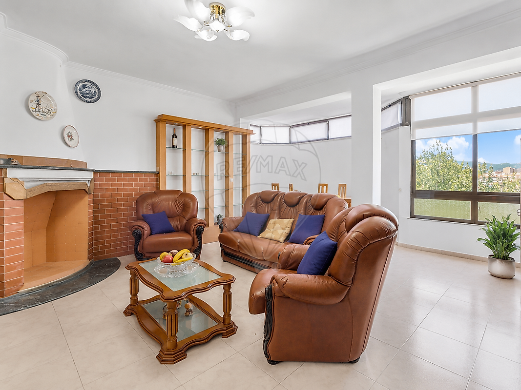 Apartamento T4 à venda em Sintra