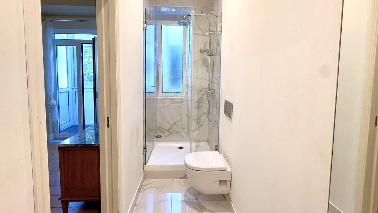 Apartamento T3 à venda em Santo António, Lisboa — foto 17