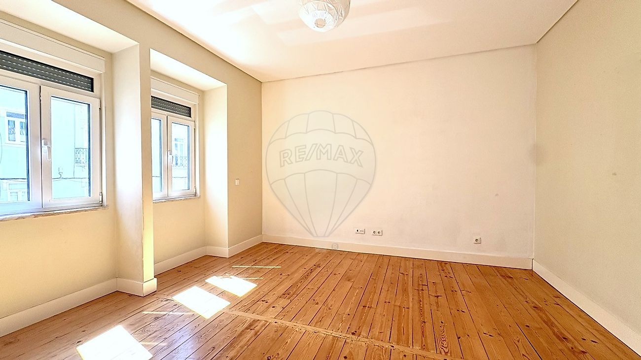 Apartamento T3 à venda em Santo António, Lisboa — foto 2