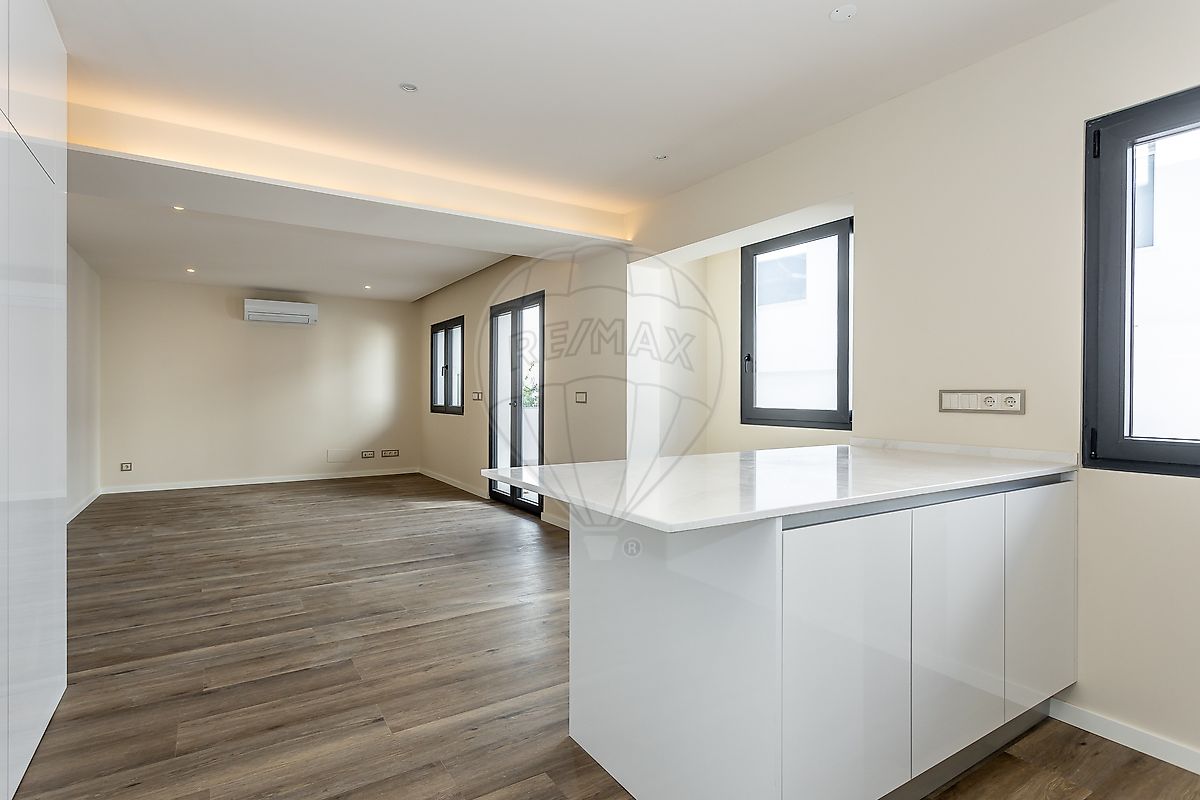 Apartamento T4 à venda em Almada, Cova da Piedade, Pragal e Cacilhas, Almada — foto 7