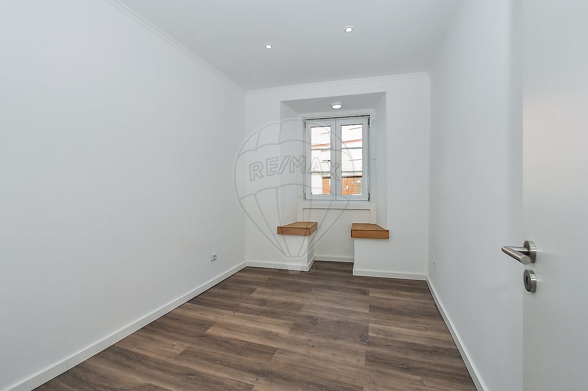 Apartamento T2 à venda em Santa Maria Maior, Lisboa — foto 7
