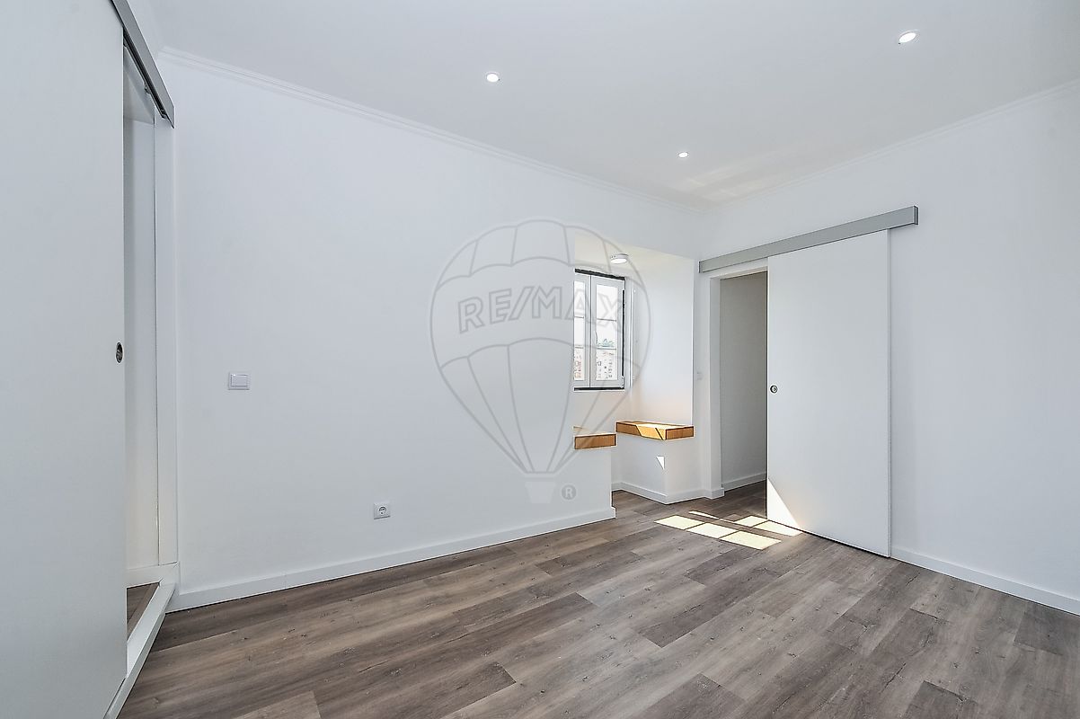 Apartamento T2 à venda em Santa Maria Maior, Lisboa — foto 17