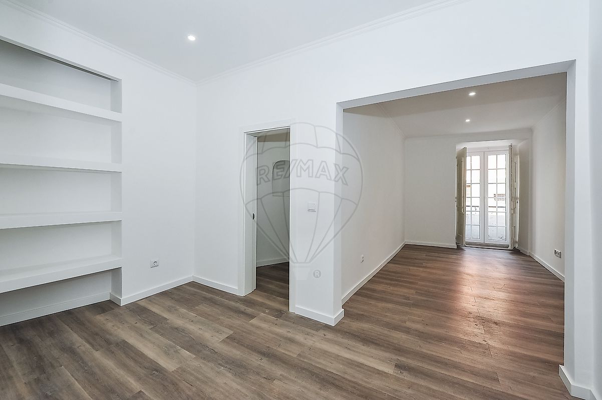 Apartamento T2 à venda em Santa Maria Maior, Lisboa — foto 16
