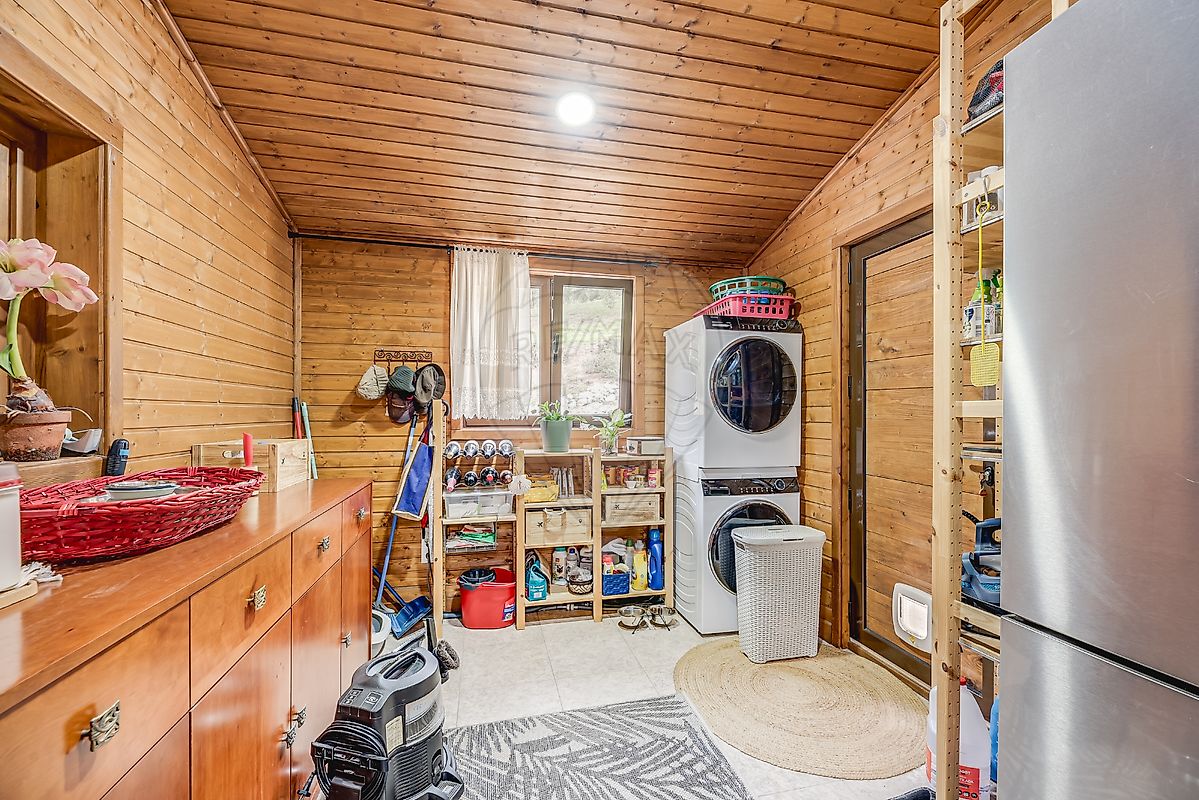listing 121511380-159 picture-0