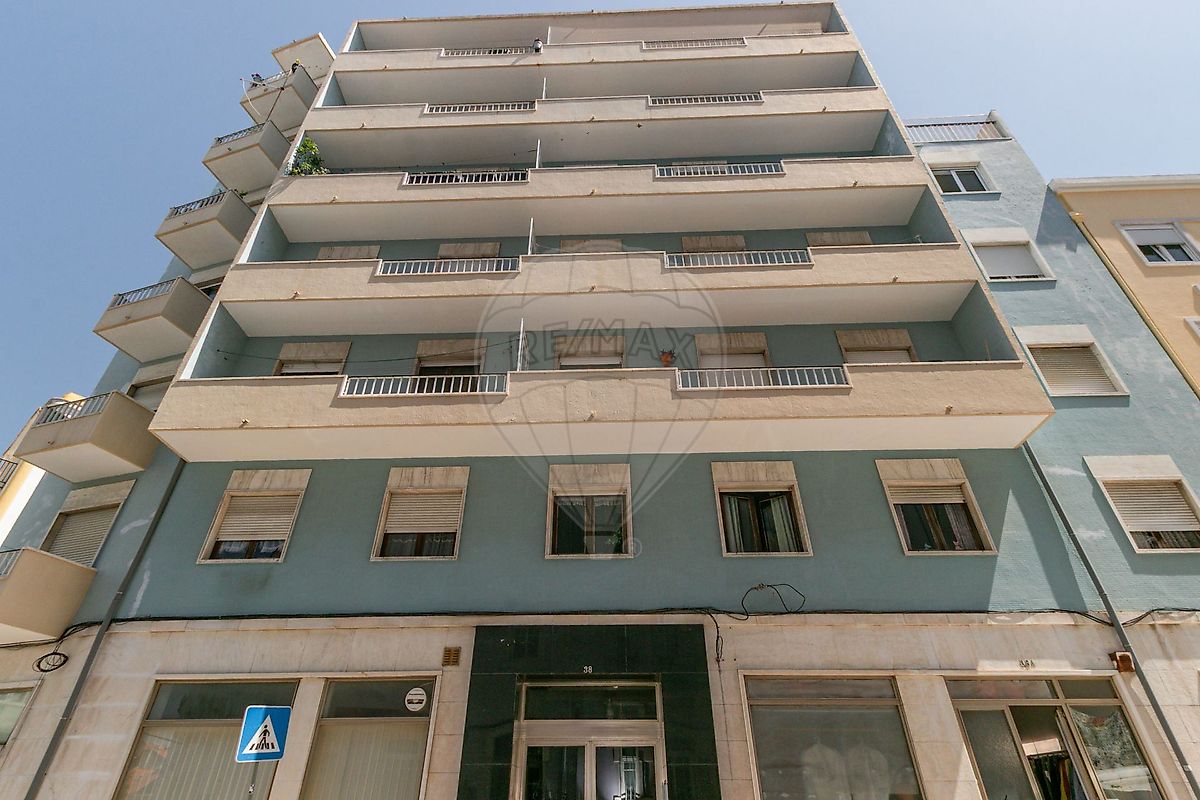 listing 121511400-147 picture-0