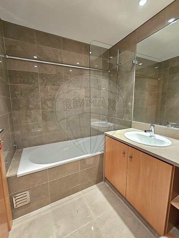 listing 121511515-16 picture-0